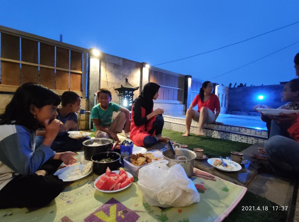 巴图Puncak Pinus And Pool别墅 外观 照片