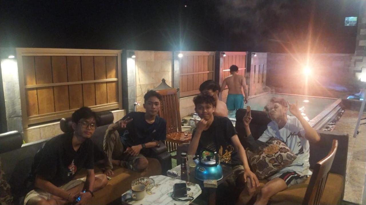 巴图Puncak Pinus And Pool别墅 外观 照片